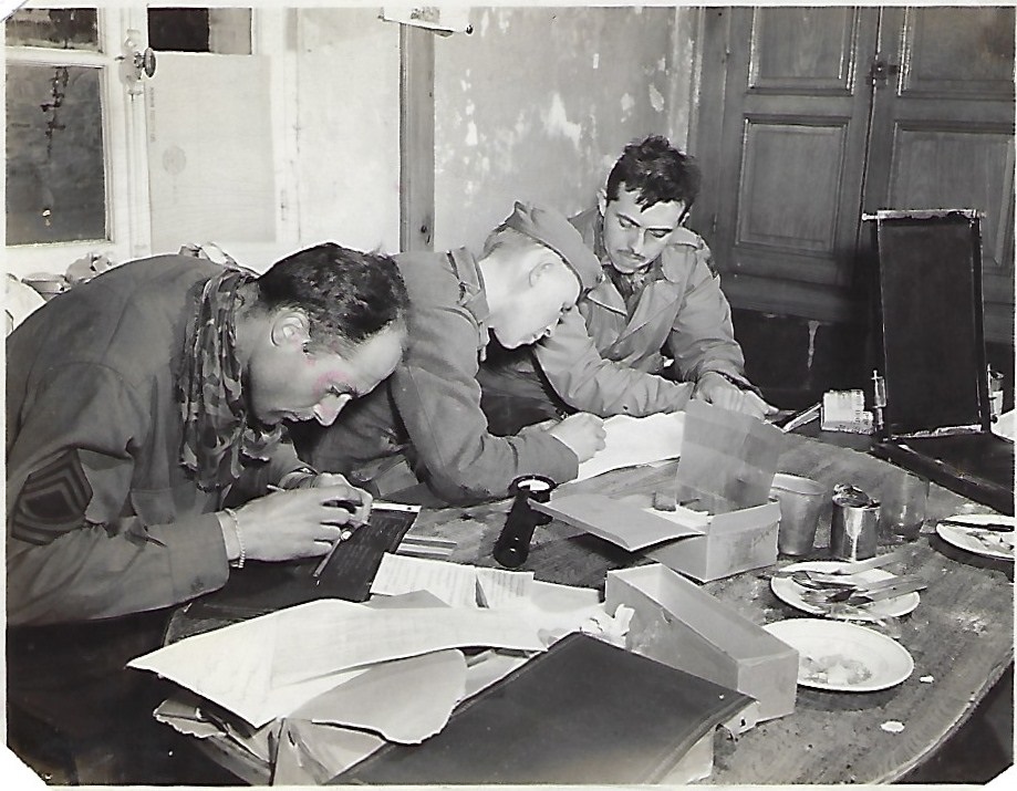 File:Henning Theodore W 32597978 with Oehmichen.jpg