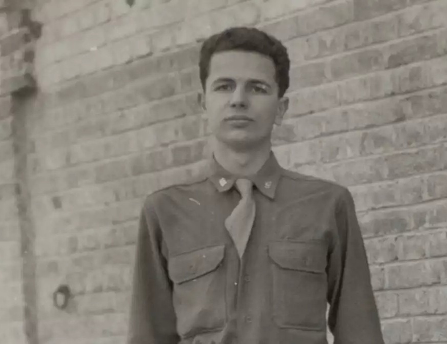 File:Maximilian Lerner 32908439 portrait crop.jpg
