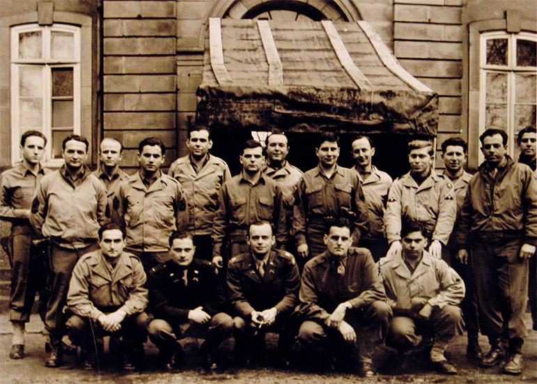 File:Henry R Mahler 33793831 group Ritchie era.jpg