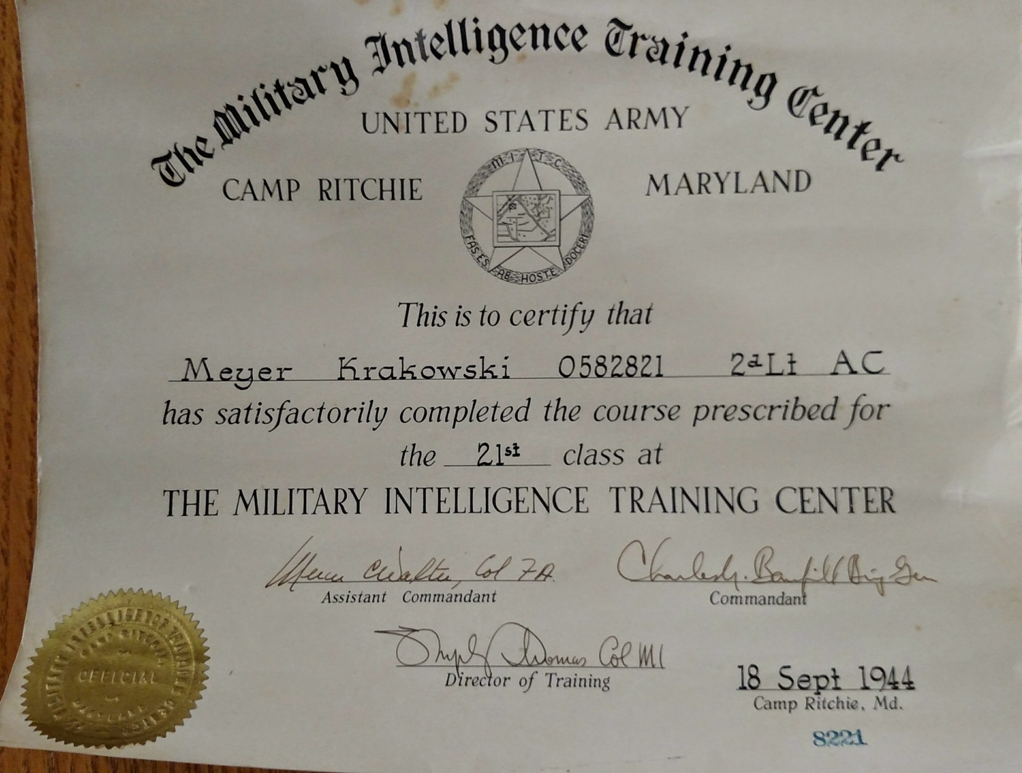 Camp Ritchie MITC certificate for Meyer Krakowski, Class 21, 18 September 1944 (RB Archive)